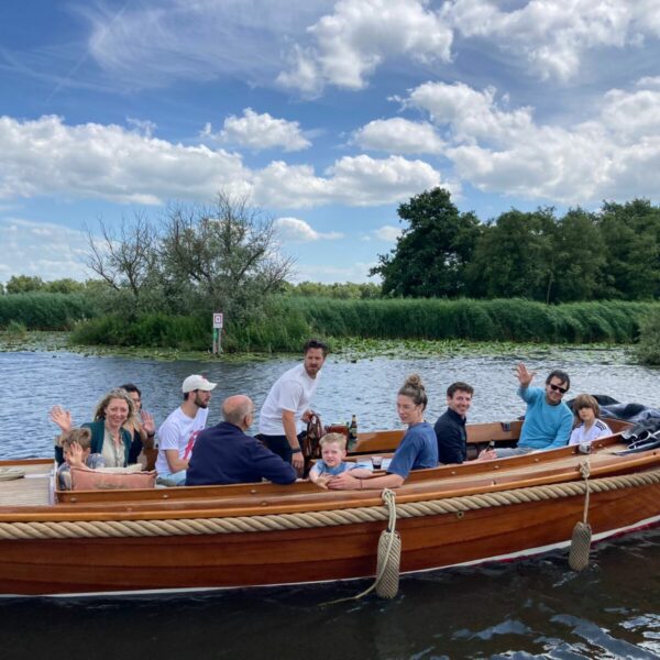 Trekkerrijden en sloepvaren