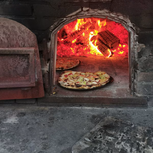 Trekkerrijden en pizza bakken