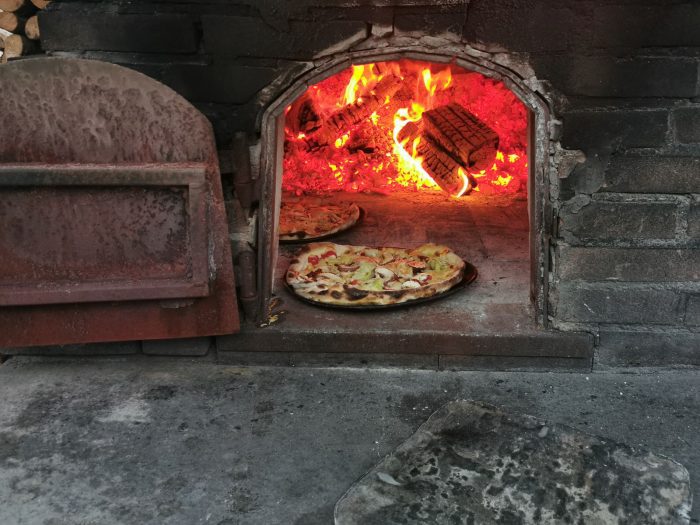 Trekkerrijden en pizza bakken